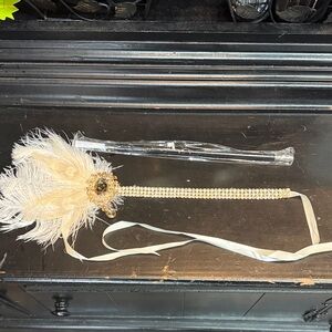 Elegant Cream Feather Headband w fake cigarette holder